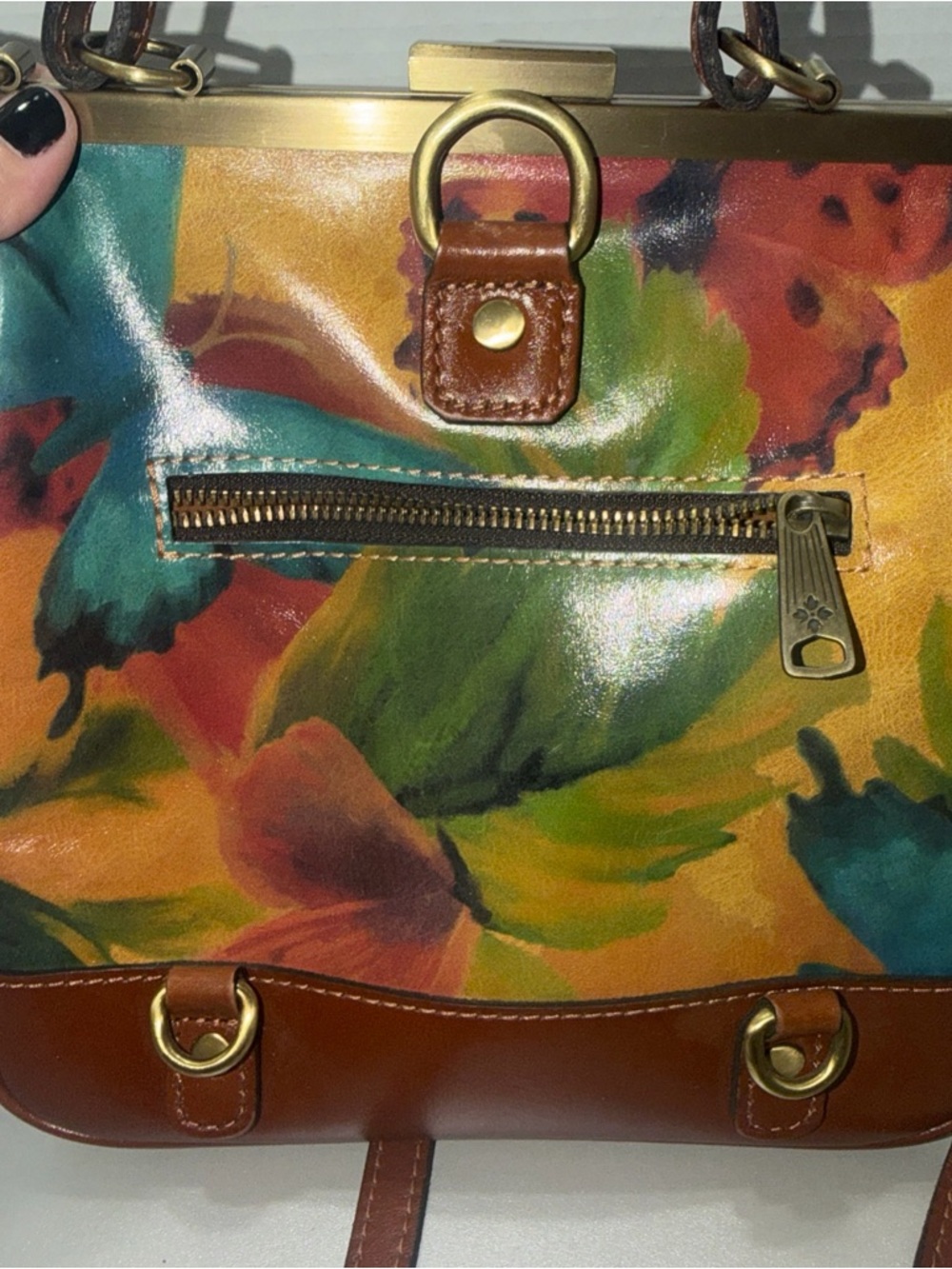 RARE Patricia Nash Eloise Convertible Frame Bag Watercolor Floral & butterflies - Picture 11 of 12